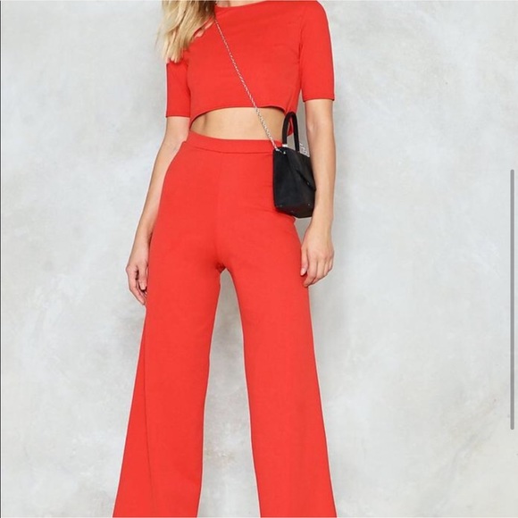 Red 2-Piece Pantsuit - Picture 4 of 6